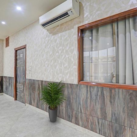 Townhouse 1150 Hotel Dayal Palace Chinhat Exterior photo