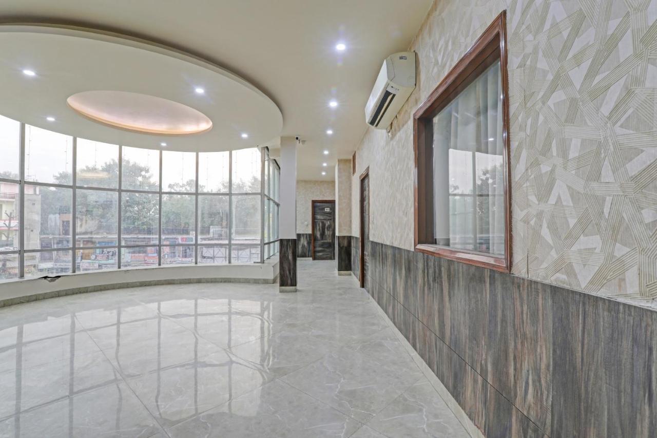 Townhouse 1150 Hotel Dayal Palace Chinhat Exterior photo